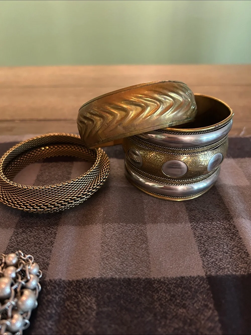 Vintage costume jewelry bundle lot of 20 bracelets / bangles wear or repurpose